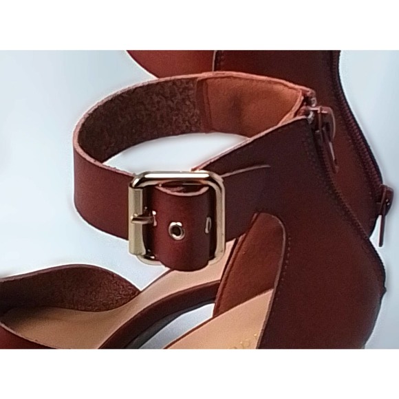 Steve MaddenMadden Girl Estoria Cognac Leather Ankle Strap Block Heels - Picture 2 of 8